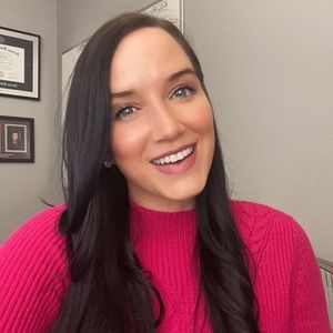 Meet your Posher, Kelli